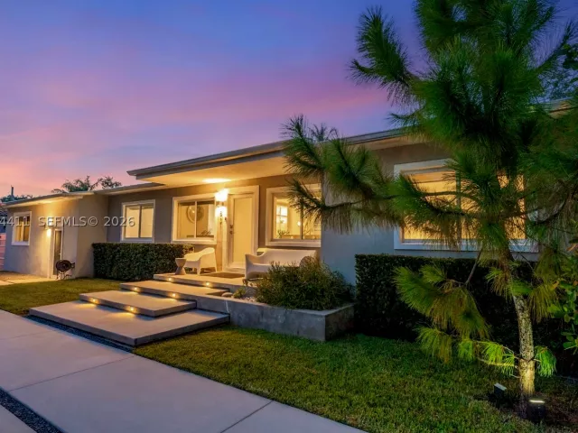 Продажа дома по адресу 831 NE 109th St - фото 9355166
