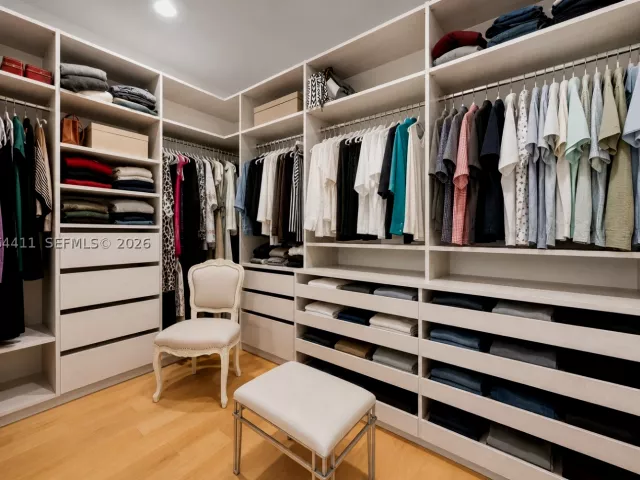 Продажа дома по адресу 831 NE 109th St - фото 9355196