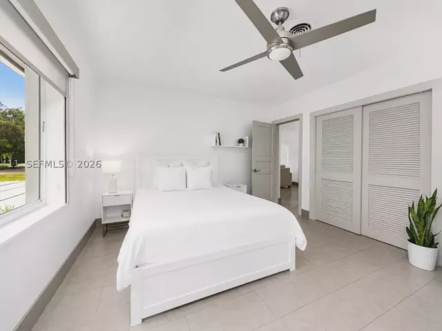 Продажа дома по адресу 831 NE 109th St - фото 9355198