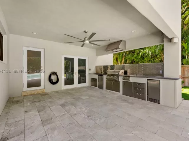 Продажа дома по адресу 831 NE 109th St - фото 9355223