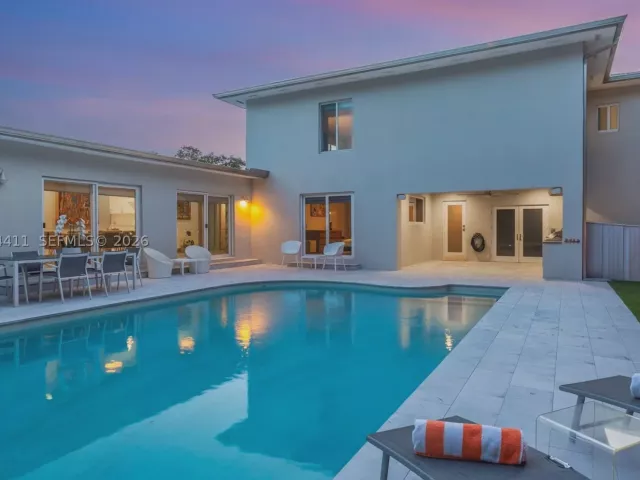 Продажа дома по адресу 831 NE 109th St - фото 9355228