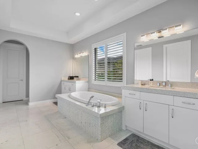 Продажа дома по адресу 17511 Cadena Drive - фото 9359607