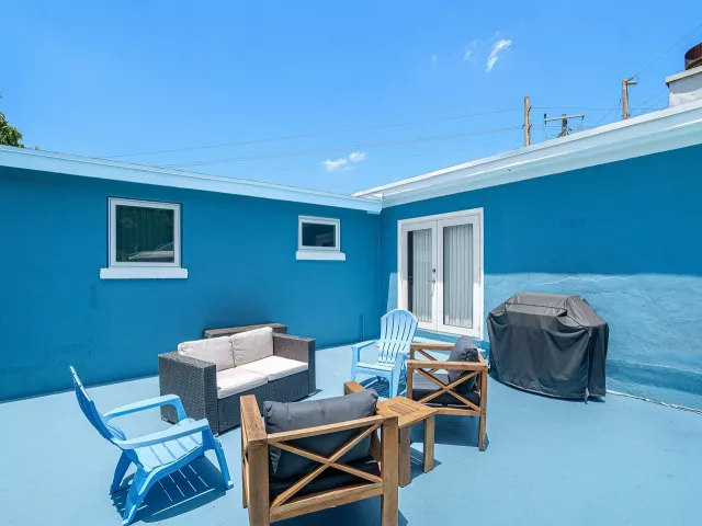 Продажа дома по адресу 5134 CANAL Road - фото 9355704