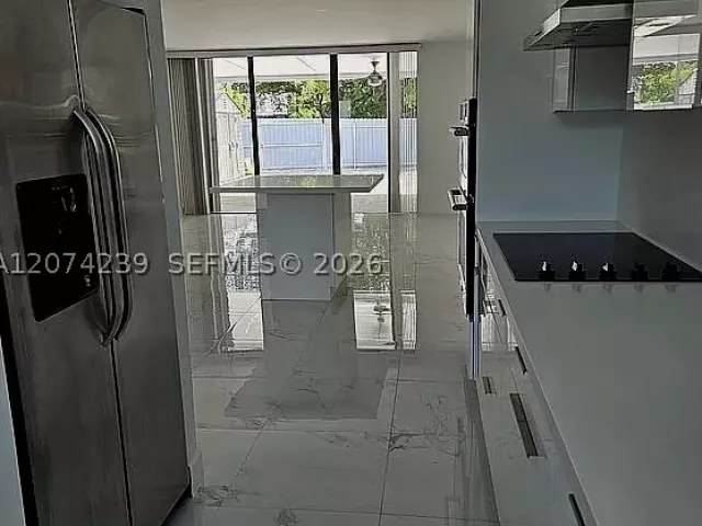 Продажа дома по адресу 12337 SW 20th Ter - фото 9360043
