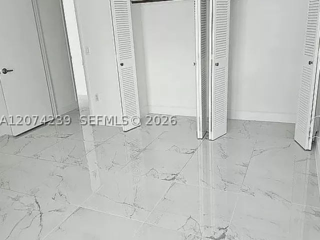 Продажа дома по адресу 12337 SW 20th Ter - фото 9360046