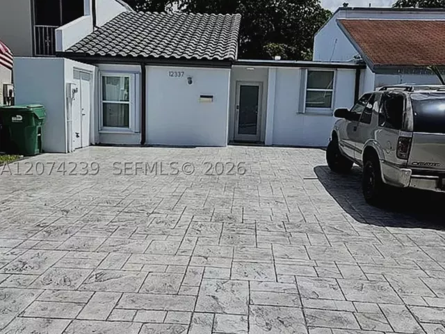 Продажа дома по адресу 12337 SW 20th Ter - фото 9360056