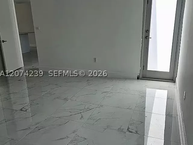 Продажа дома по адресу 12337 SW 20th Ter - фото 9360036