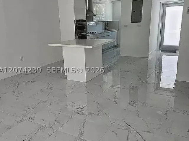 Продажа дома по адресу 12337 SW 20th Ter - фото 9360040