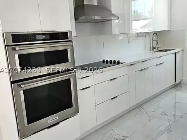 Продажа дома по адресу 12337 SW 20th Ter - фото 9360041
