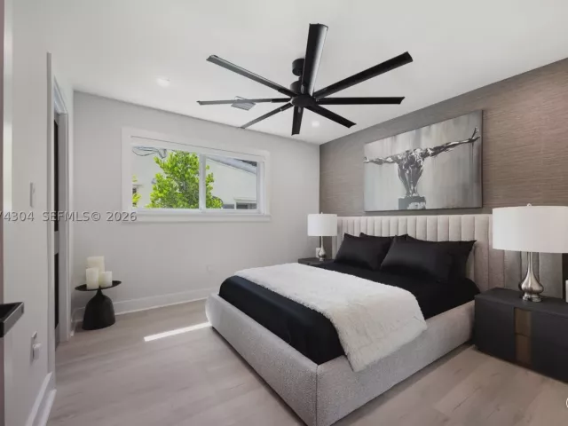 Продажа дома по адресу 1353 Van Buren St - фото 9344485