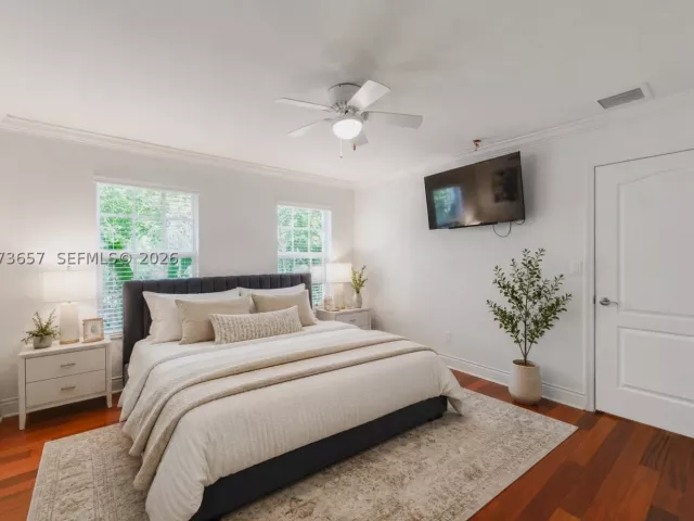 Продажа дома по адресу 530 NW 31st Av - фото 9349703