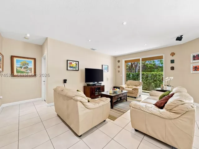 Продажа дома по адресу 15429 SW 36th Ter - фото 9344298