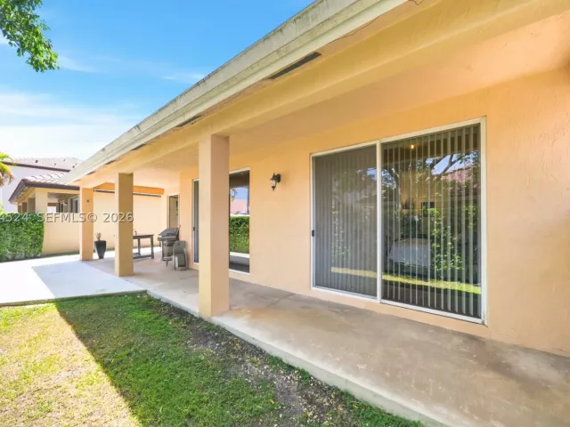 Продажа дома по адресу 15429 SW 36th Ter - фото 9344317