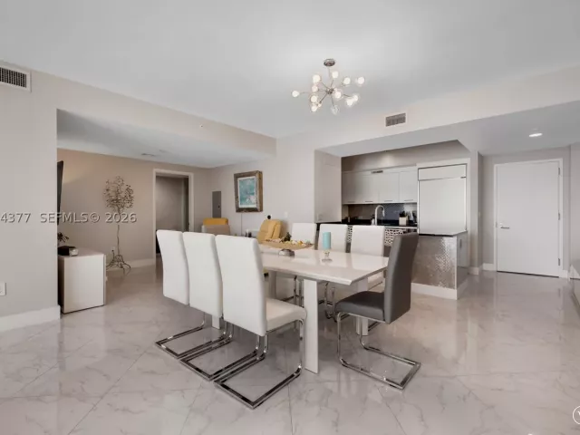 Продажа квартиры # - фото 9344144