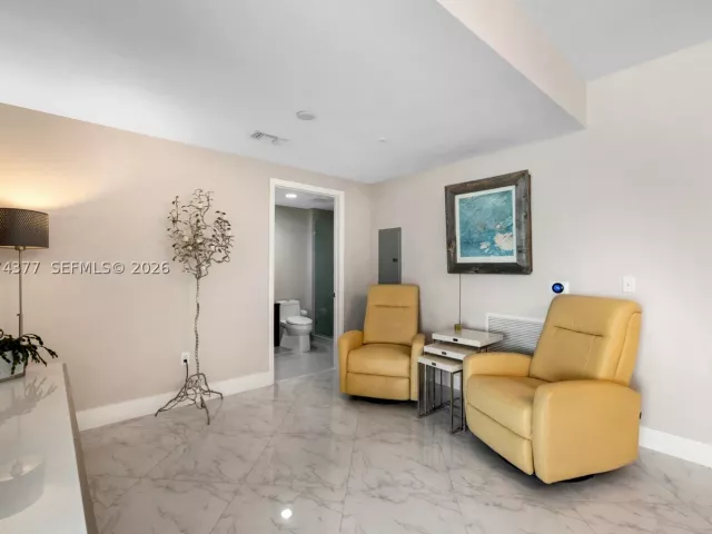 Продажа квартиры # - фото 9344145