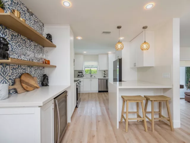 Продажа дома по адресу 9441 SW 52nd Ter - фото 9344370