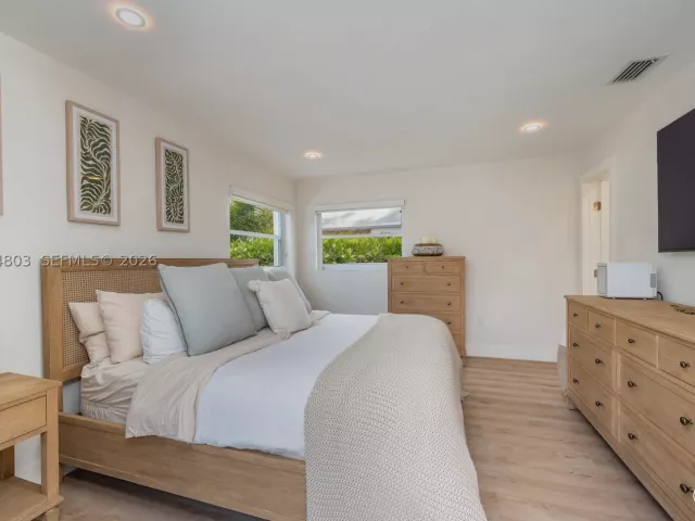 Продажа дома по адресу 9441 SW 52nd Ter - фото 9344376