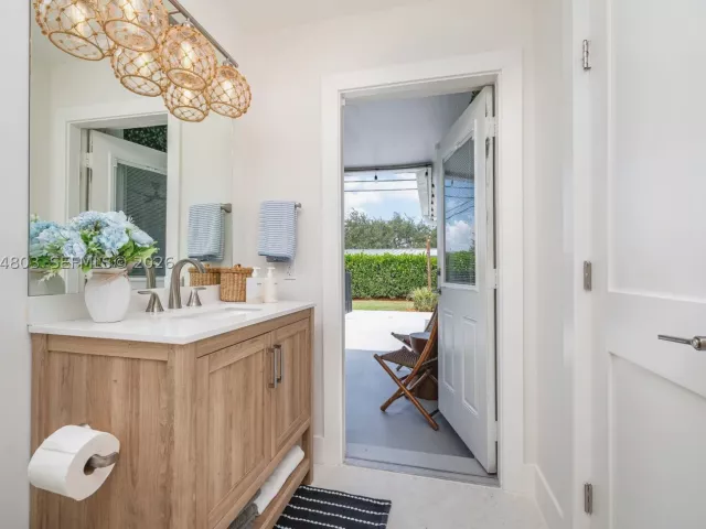 Продажа дома по адресу 9441 SW 52nd Ter - фото 9344378