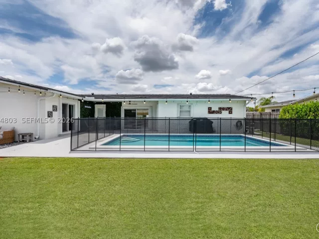 Продажа дома по адресу 9441 SW 52nd Ter - фото 9344387