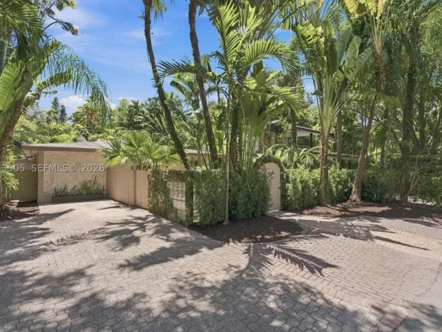 Продажа дома по адресу 4110 Battersea Rd - фото 9376508