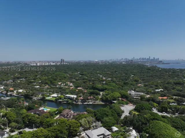 Продажа дома по адресу 4110 Battersea Rd - фото 9376511
