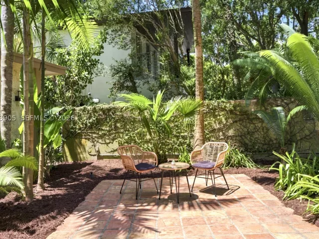 Продажа дома по адресу 4110 Battersea Rd - фото 9376485