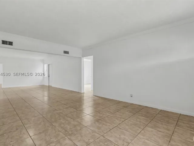 Продажа дома по адресу 3513 Polk St - фото 9347779