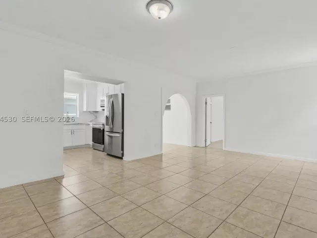Продажа дома по адресу 3513 Polk St - фото 9347780