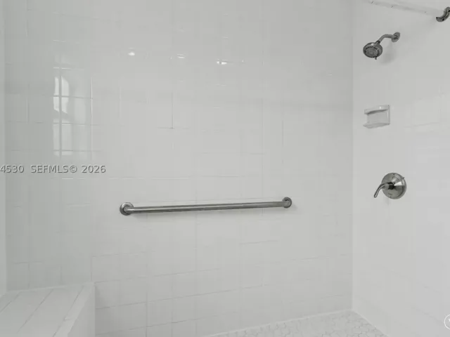 Продажа дома по адресу 3513 Polk St - фото 9347812