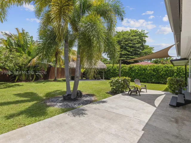 Продажа дома по адресу 2831 SW 21st Ter - фото 9346279