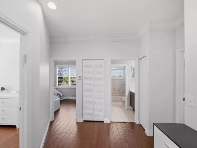 Продажа дома по адресу 4916 SW 38TH Way - фото 9353737