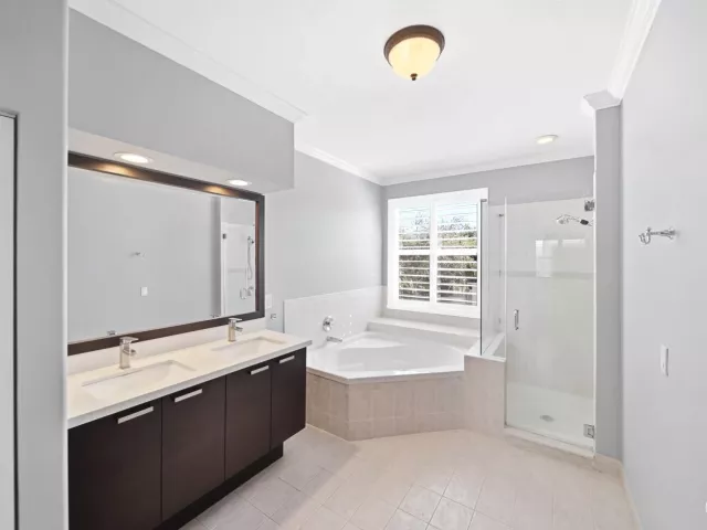 Продажа дома по адресу 4916 SW 38TH Way - фото 9353738