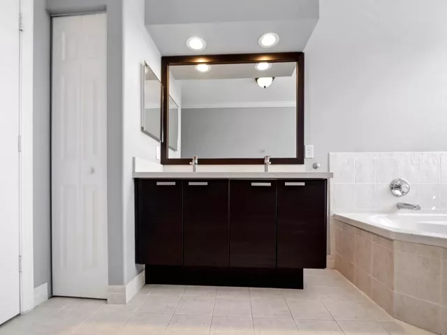 Продажа дома по адресу 4916 SW 38TH Way - фото 9353739