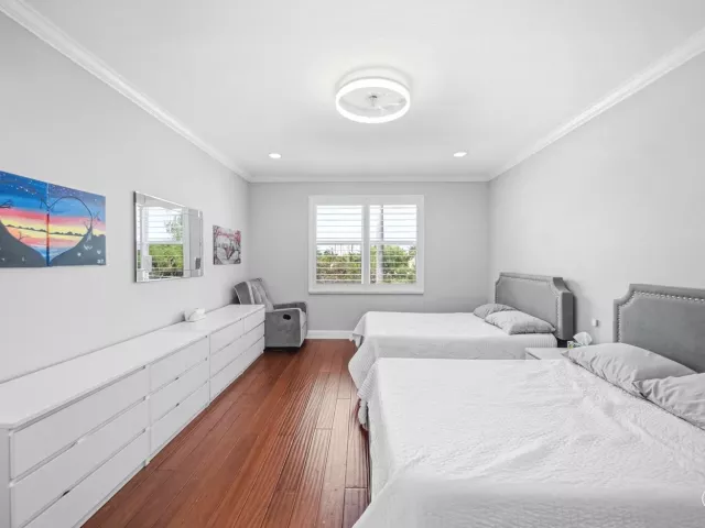 Продажа дома по адресу 4916 SW 38TH Way - фото 9353742