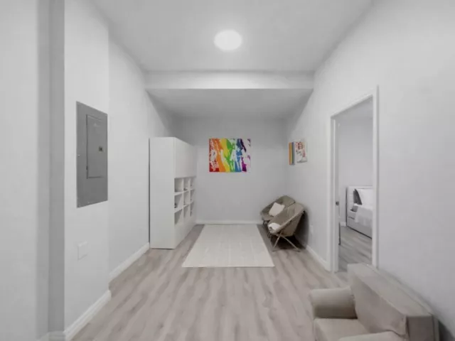 Продажа дома по адресу 4916 SW 38TH Way - фото 9353754