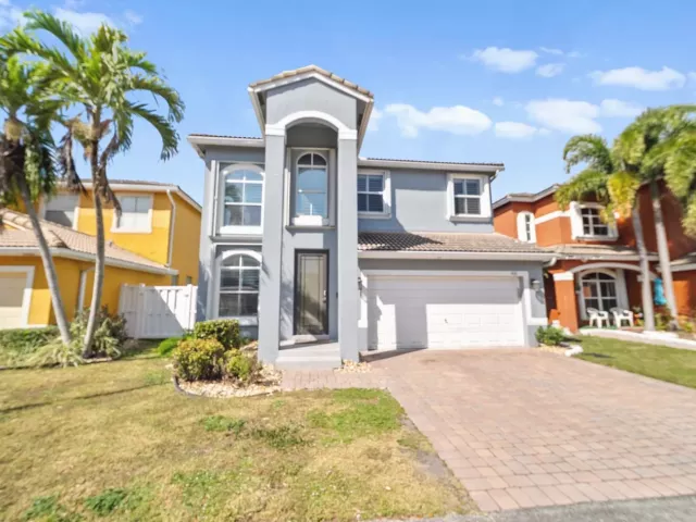 Продажа дома по адресу 4916 SW 38TH Way - фото 9353760