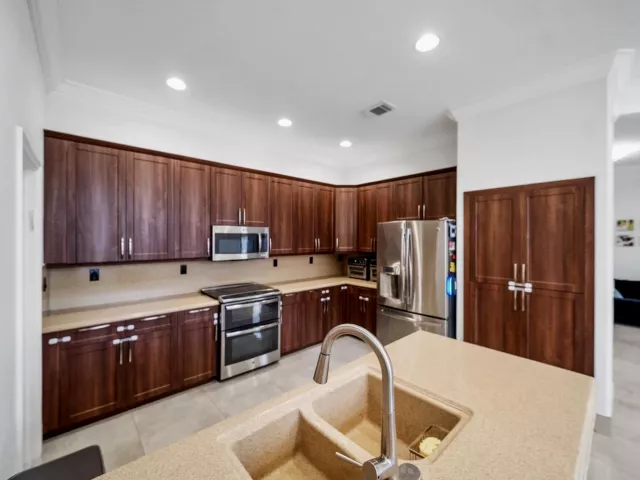 Продажа дома по адресу 4916 SW 38TH Way - фото 9353719