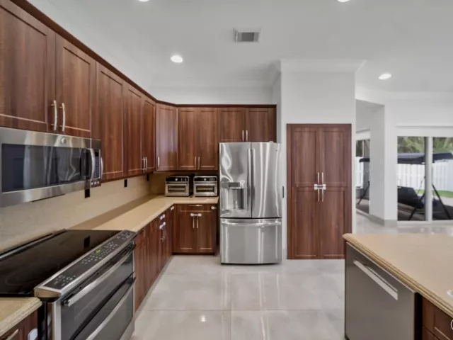 Продажа дома по адресу 4916 SW 38TH Way - фото 9353721