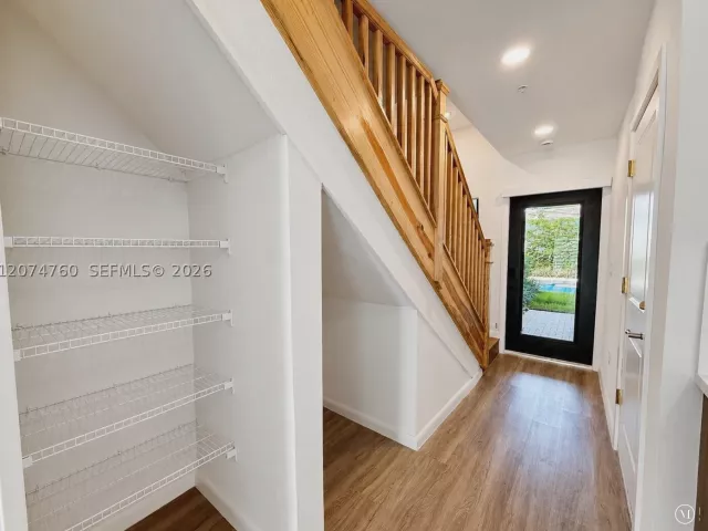 Продажа дома по адресу 2511 Pierce St 7 - фото 9346477