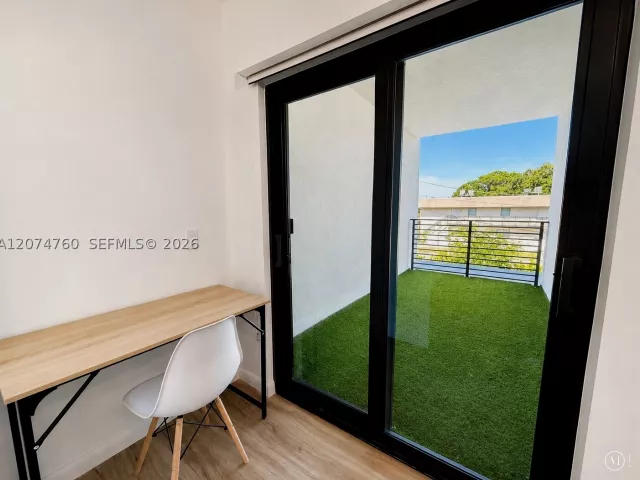 Продажа дома по адресу 2511 Pierce St 7 - фото 9346486