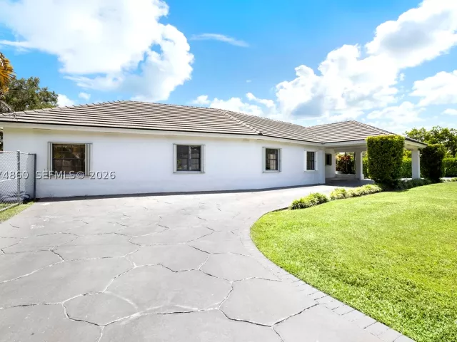 Продажа дома по адресу 11601 SW 88th Ave - фото 9360013