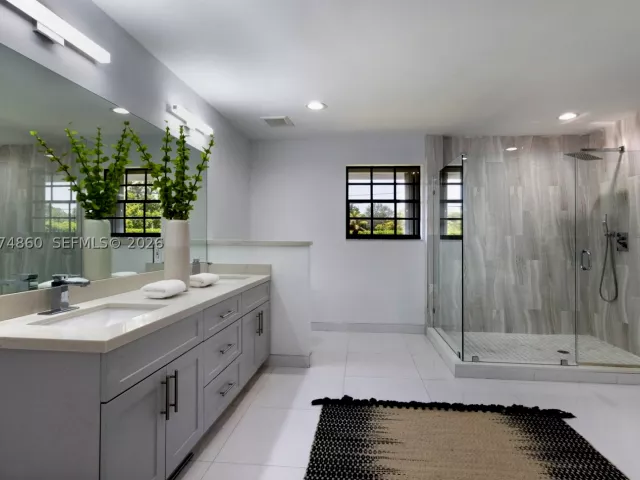 Продажа дома по адресу 11601 SW 88th Ave - фото 9360019