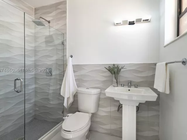 Продажа дома по адресу 11601 SW 88th Ave - фото 9360022