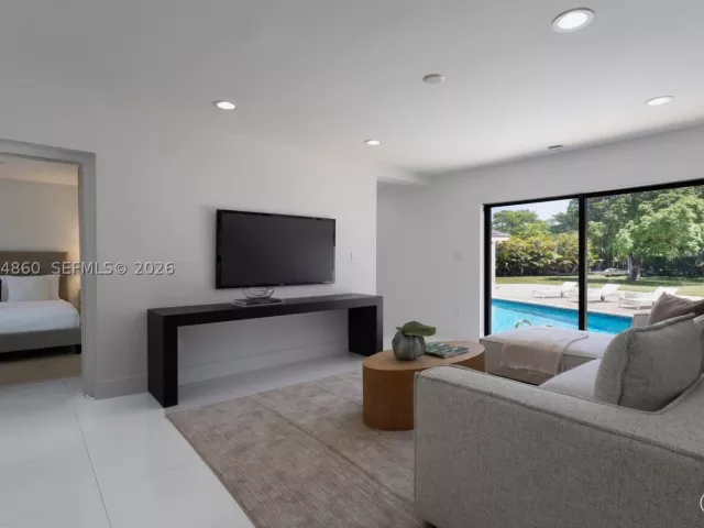 Продажа дома по адресу 11601 SW 88th Ave - фото 9360026