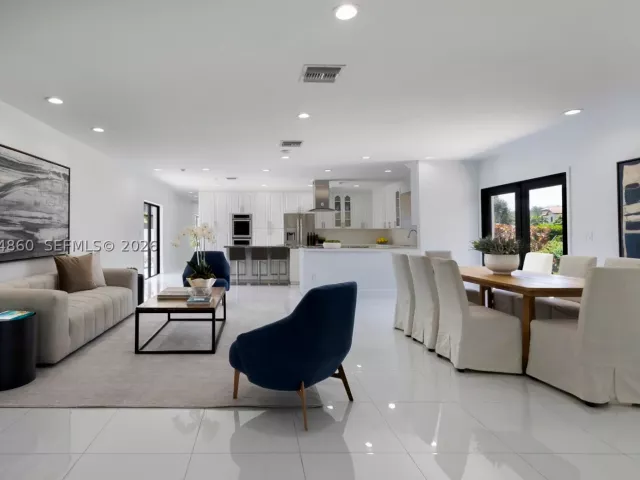 Продажа дома по адресу 11601 SW 88th Ave - фото 9359989