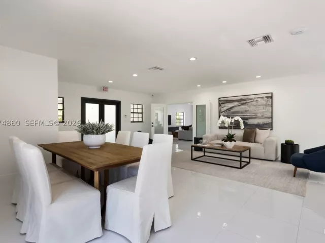 Продажа дома по адресу 11601 SW 88th Ave - фото 9359990