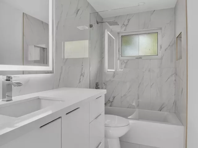 Продажа дома по адресу 4599 BRADY Boulevard - фото 9354078