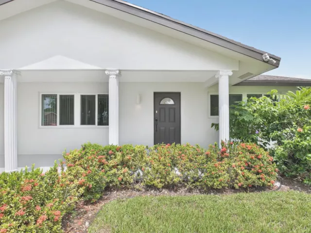 Продажа дома по адресу 4599 BRADY Boulevard - фото 9354052