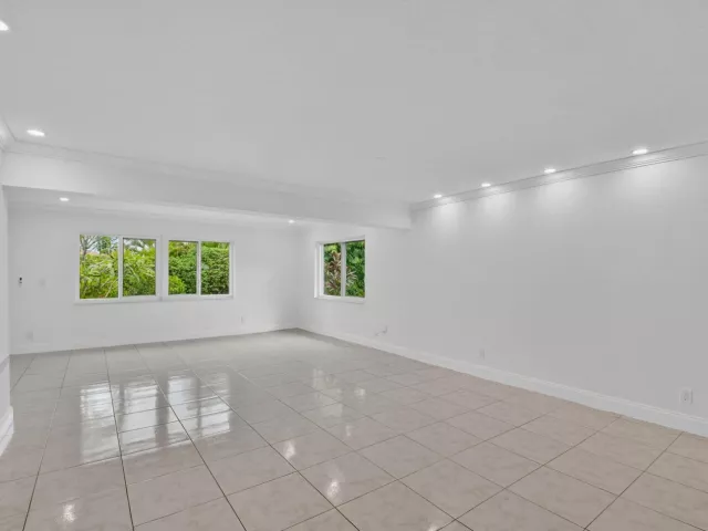 Продажа дома по адресу 4599 BRADY Boulevard - фото 9354055