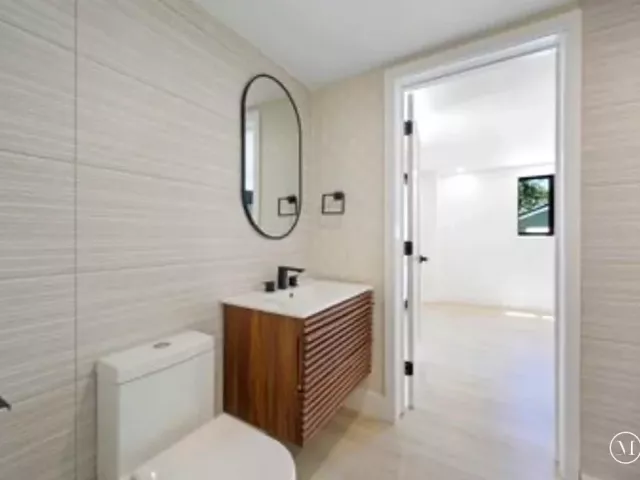Продажа дома по адресу 823 33RD Street - фото 9365295